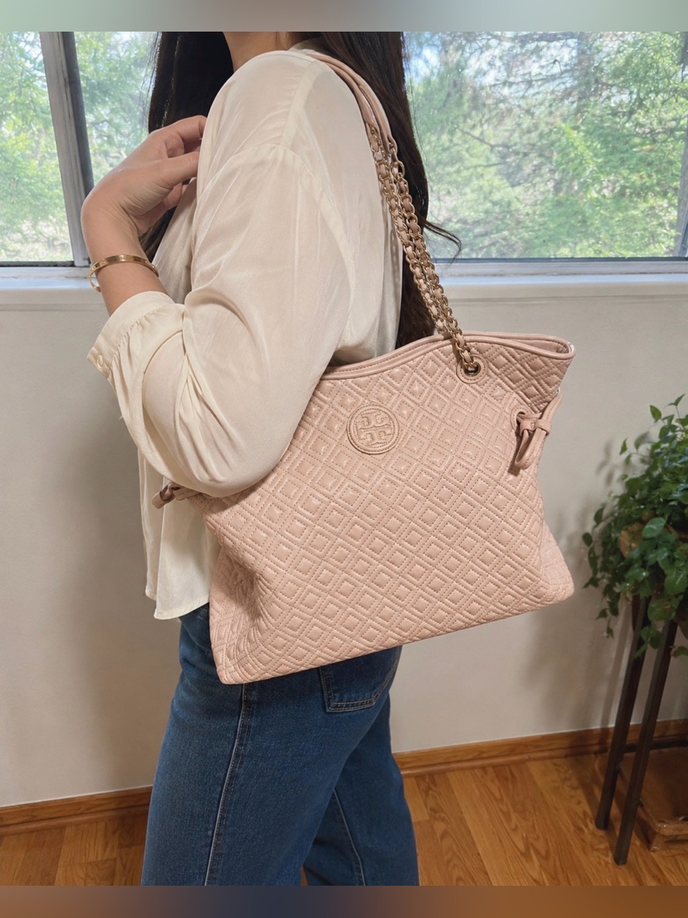 Authentic Tory Burch Quilted Pale Pink Chain-Handle large Shoulder Bag